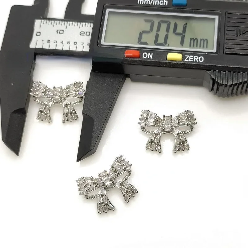 5 sztuk przezroczysta cyrkonia wzór w kształcie płatka śniegu Shank guziki odzieży wysokiej jakości luksusowy metalowy modny guzik dekoracyjny do szycia DIY — zdjęcie 5