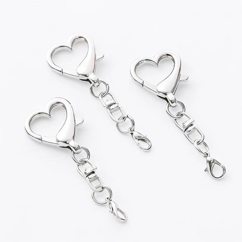 Porte-clés en alliage unique en forme de cœur, pendentif avec fermoir en forme de cœur pour la fabrication de bijoux DIY