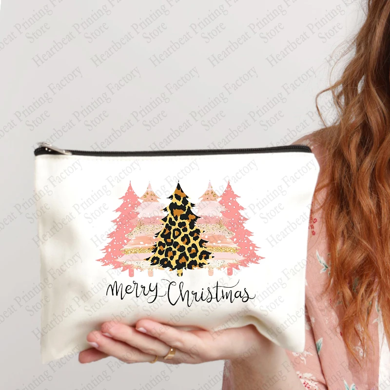 Merry Christmas Pattern Makeup Bag Cute Christmas Tree Graphic Christmas Gift for Parents Children Brother Sister Cosmetic Pouch