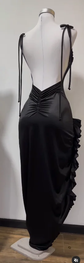 Vestido cruzado 2026 Europa y Estados Unidos Verano Sensación de Elegancia Y2K Sexy Halter Chica Picante 5