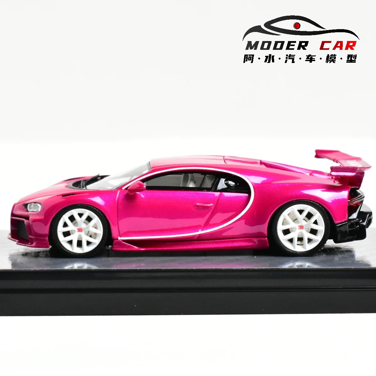 YM 1:64 Bugatti Chiron Pur Sport  Resin Diecast Model Car