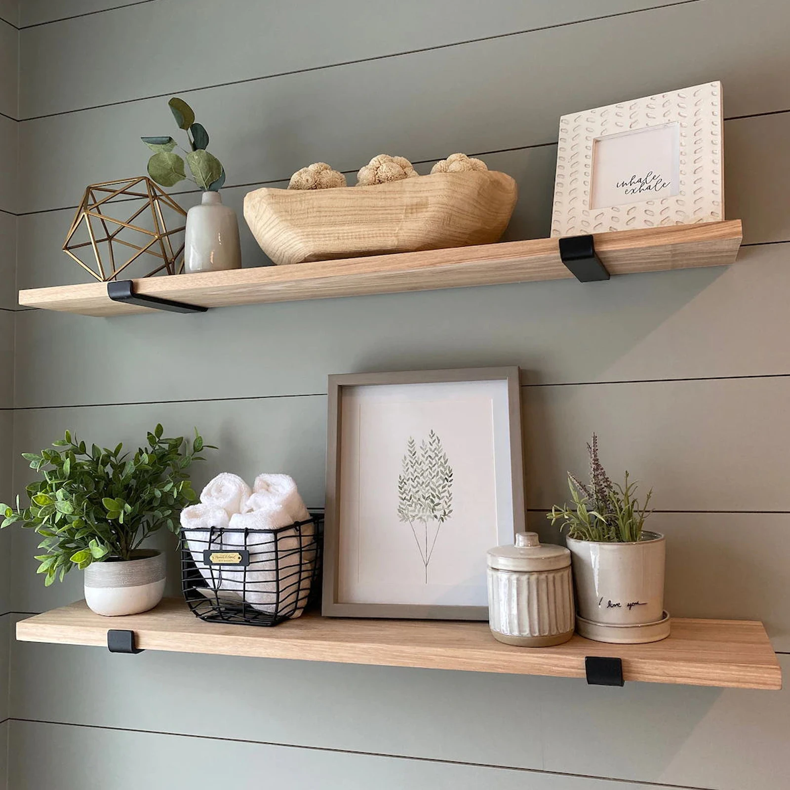 Triangle bracket on kitchen wall Right angle support Shelf Wide thickened wooden pallet