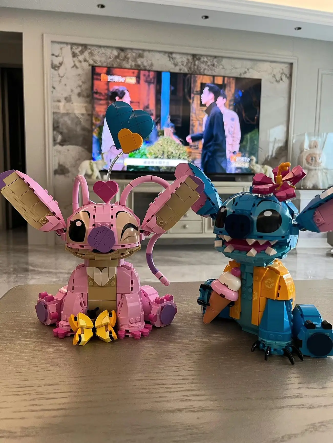 

MINISO Compatible 43257 Cute Cartoon Model Building Blocks Bricks 784PCS Toys Girl Boy Birthday Gift Party Supplies@