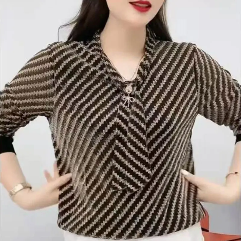 Commute Striped Spliced Blouse Fashion Bright Silk Spring Autumn New Long Sleeve Women\'s Clothing Elegant V-Neck Bandage Shirt