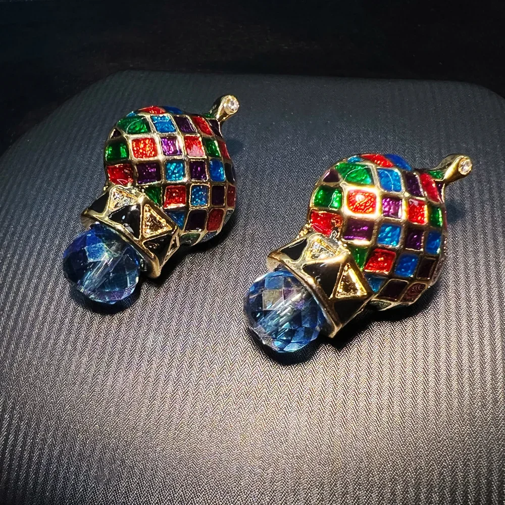 

French retro three-dimensional stud earrings, court style enamel colored glass bead earrings.