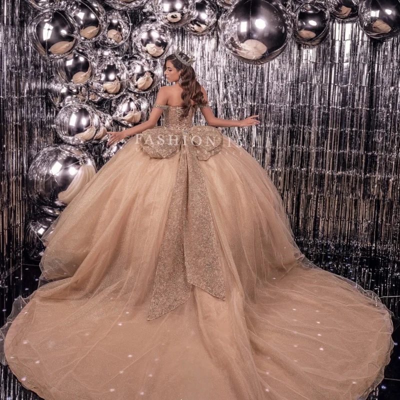 샴페인 반짝 이는 공주 스위트 16 드레스 Quinceanera 드레스 아플리케 구슬 크리스탈 보우 Tull 파티 생일 Vestidos 15 De Anos