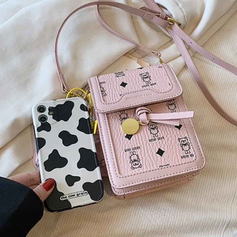 New PU Leather Fashion Cute Bear Printed  Single Shoulder Crossbody Bag for Women Daily Outdoor Commuter Bag Phone Pouch