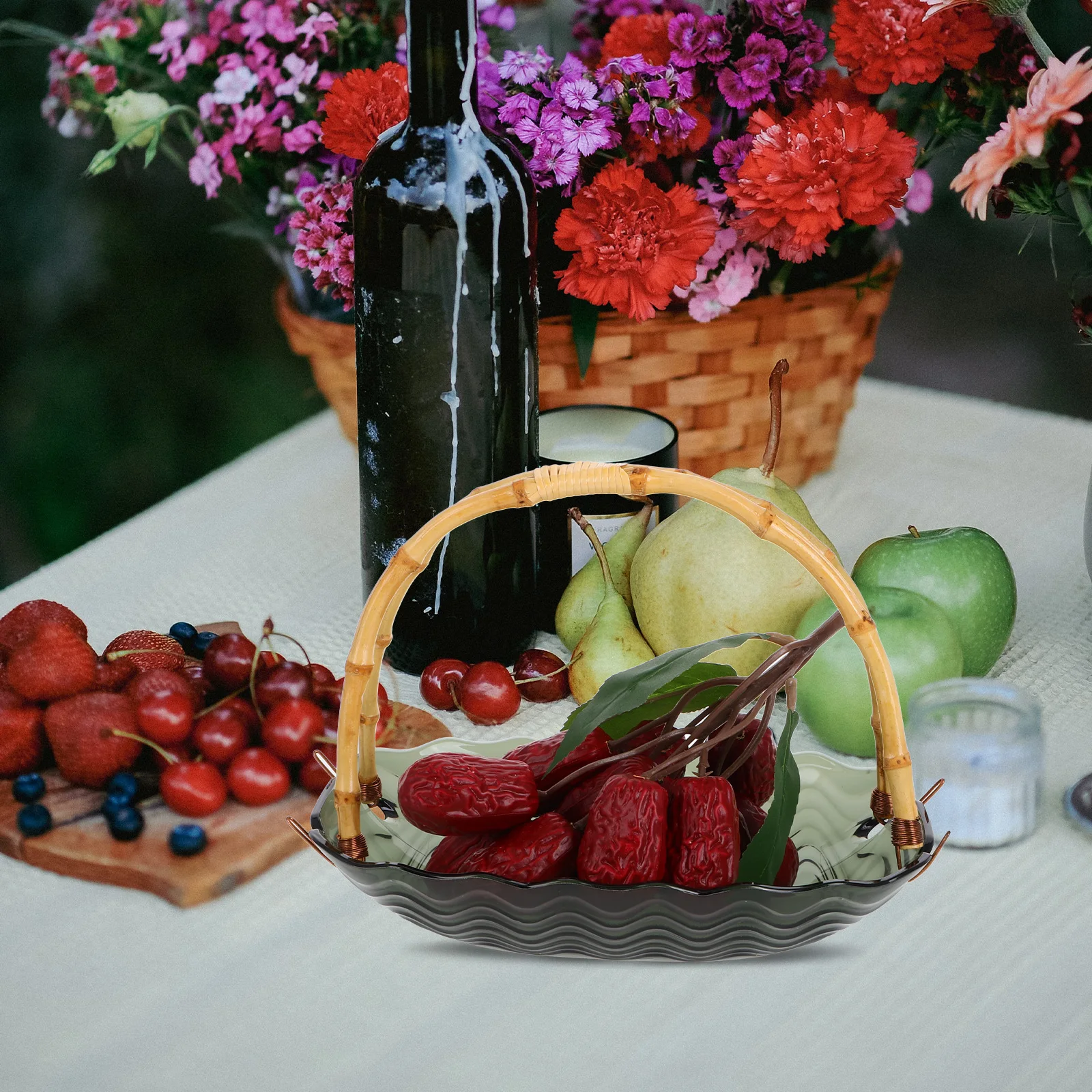 

Fruit Tray Basket Large Capacity Kitchen Counter Decorative Snacks Dish Plastic Candy Container Home Use