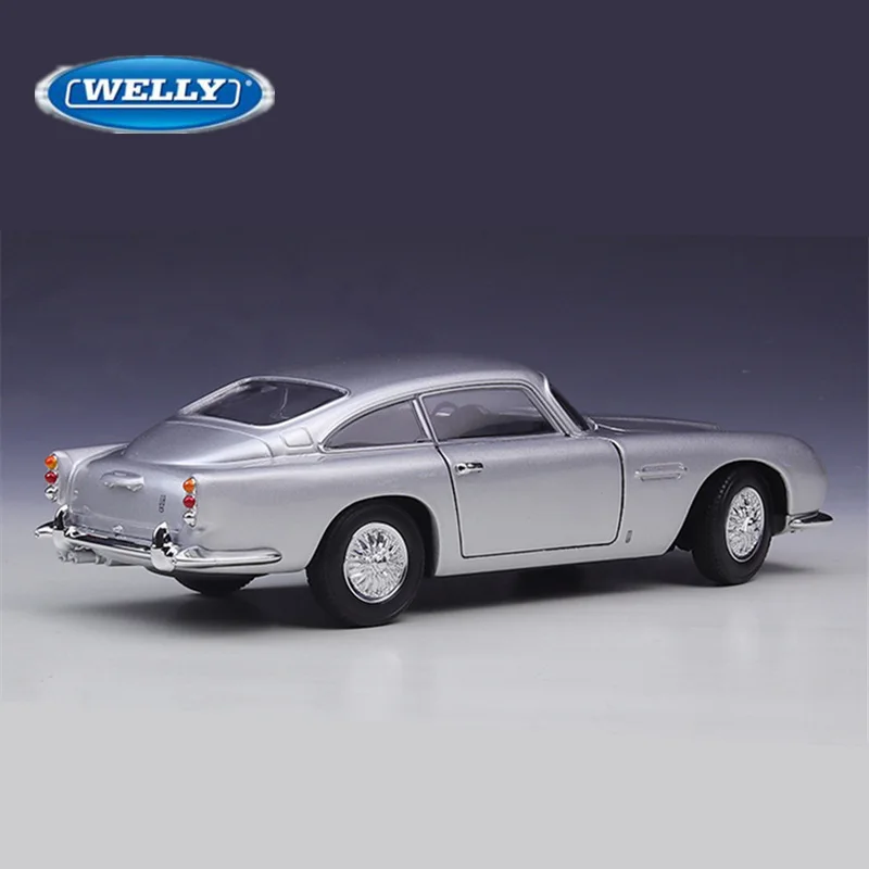 

WELLY 1:24 Aston Martin DB5 Alloy Sports Car Model Diecasts Metal Classic Retro Old Vehicles Car Model Simulation Kids Toys Gift
