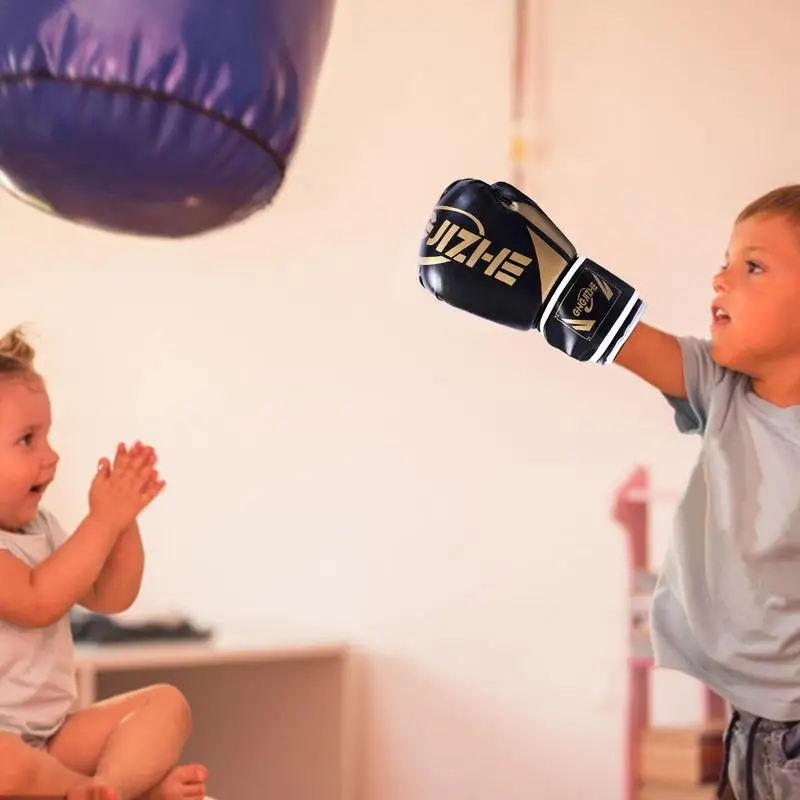 Guantoni da boxe per bambini PU Sparring Guanti da boxe 6oz/8oz Guanti da boxe da allenamento per ragazze Ragazzi Combattimento Kickboxing