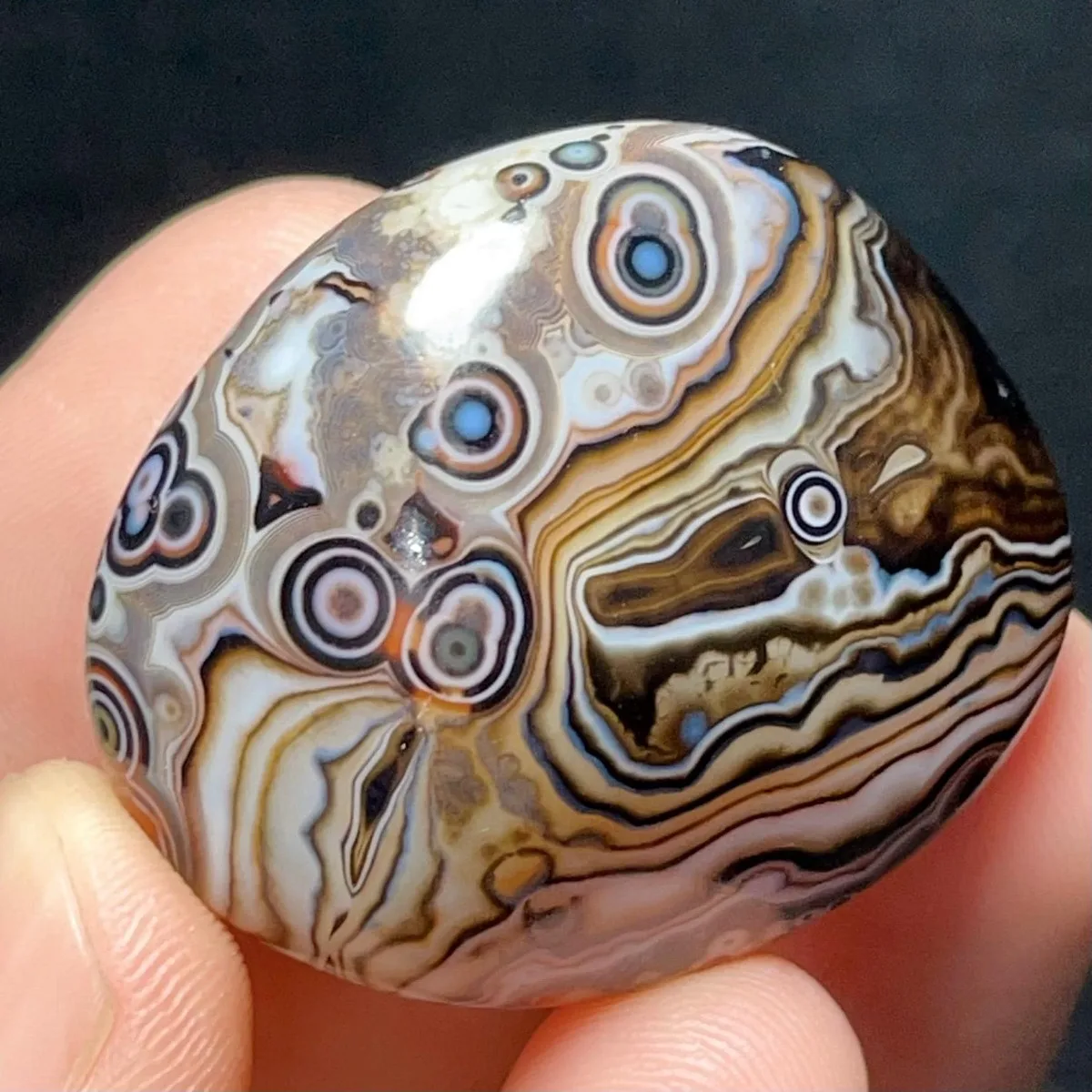 Desert Stone Banded Agate Worry Stone, Decor Stone, Tumbled Polished, Birthday Gift, Natural Stone, Crystal Collection