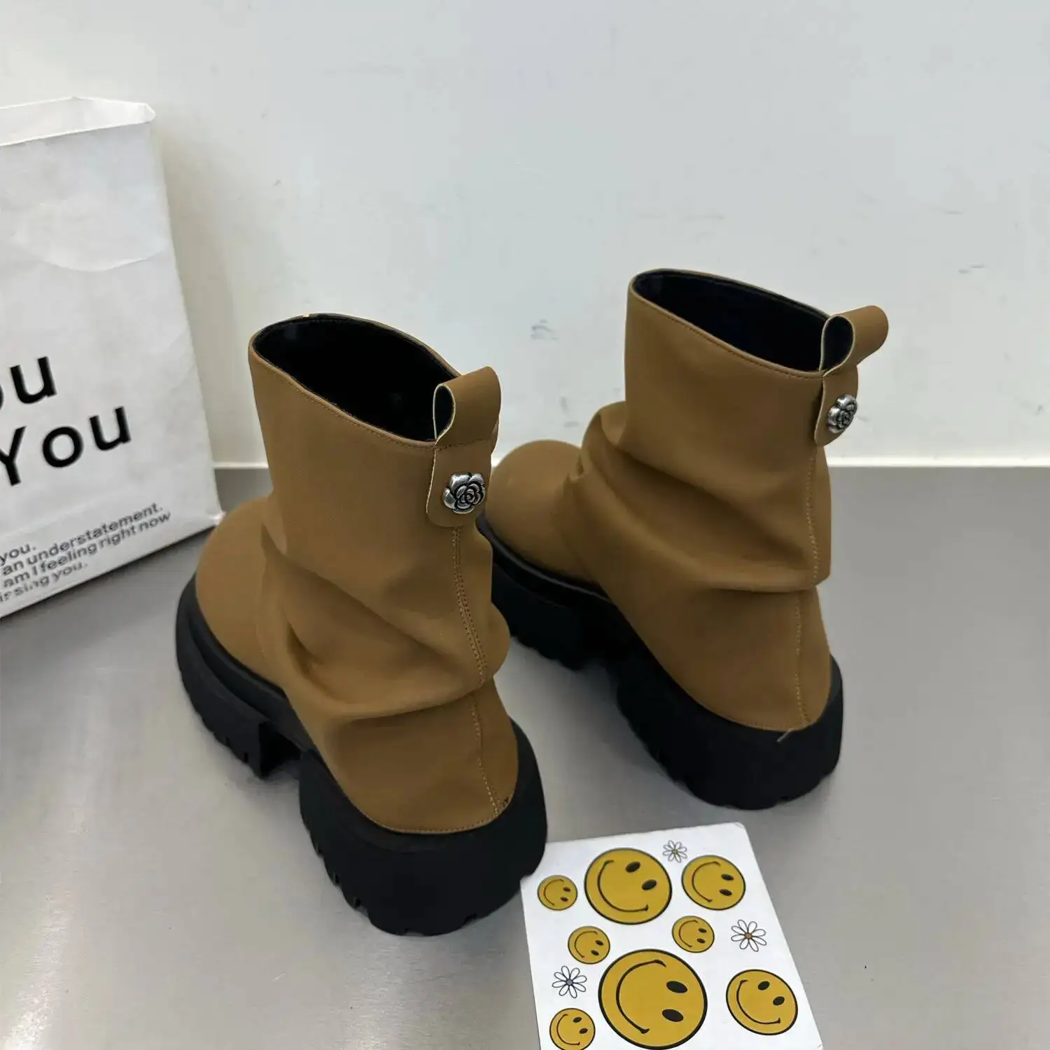 

Women Ankle Boots 2025 Autumn New Women's Wide Calf Short Boots Thick Soled Fashionable Chelsea Boots Slip On Design