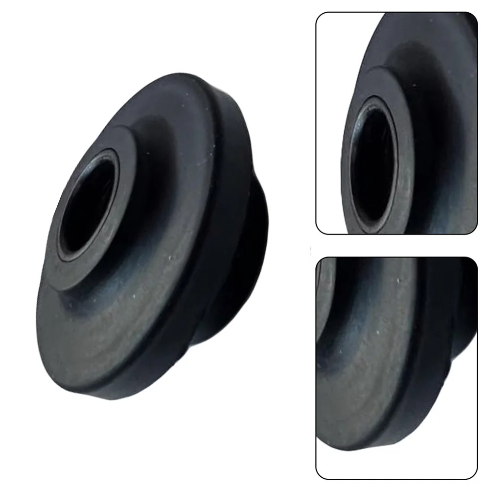 Rubber Radiator Insulator Mount Bracket Seal 89019121 for Chevrolet 2500 HD 2001-2019 Direct Fit Replacement Component