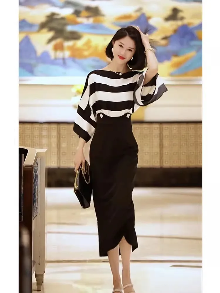 Designer Summer Office Ladies Bodycon Dress Women Batwing Sleeve Black White Hit Color Striped Button Deco Pencil Midi Vestdios