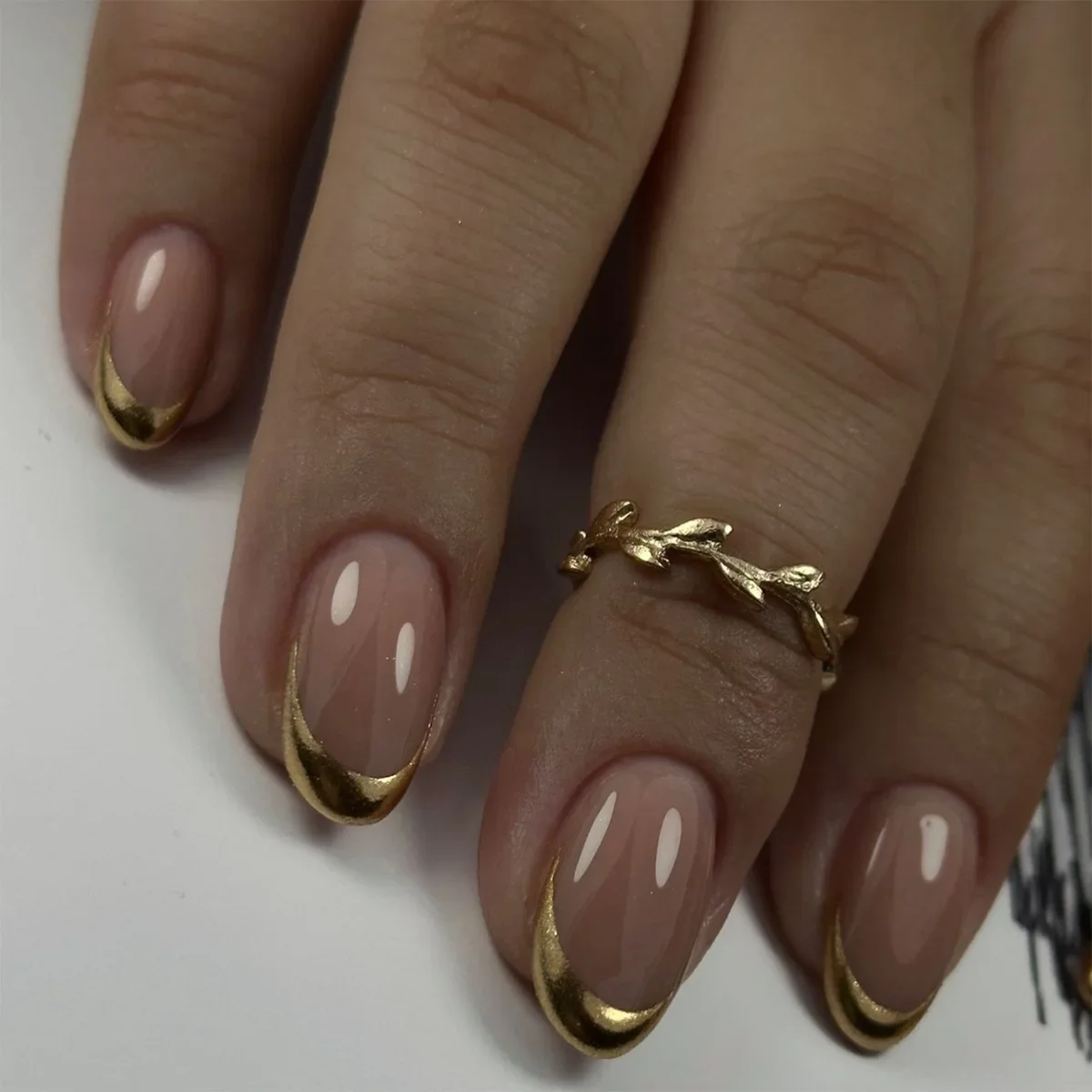 Sexy gouden glitterpoeder Franse kant roze nagelkunst Naakt roze nepnagels Afneembare afgewerkte kunstnagels Charmante pers op nagels