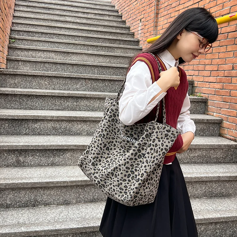 

2025 Safari Tote Women Bio-Printed Leopard MultiMode Carry Expandable AirLight Commuter Vegan Leather Anti-Theft OmniFlex System