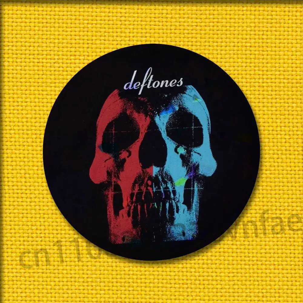 D-Deftones الموسيقى الخاصة الماس عيون شارات 75 مللي متر 25 مللي متر 44 مللي متر 32 مللي متر 58 مللي متر دبوس مستدير بروش تذكارية الملابس تأثيري هدية اكسسوارات #6