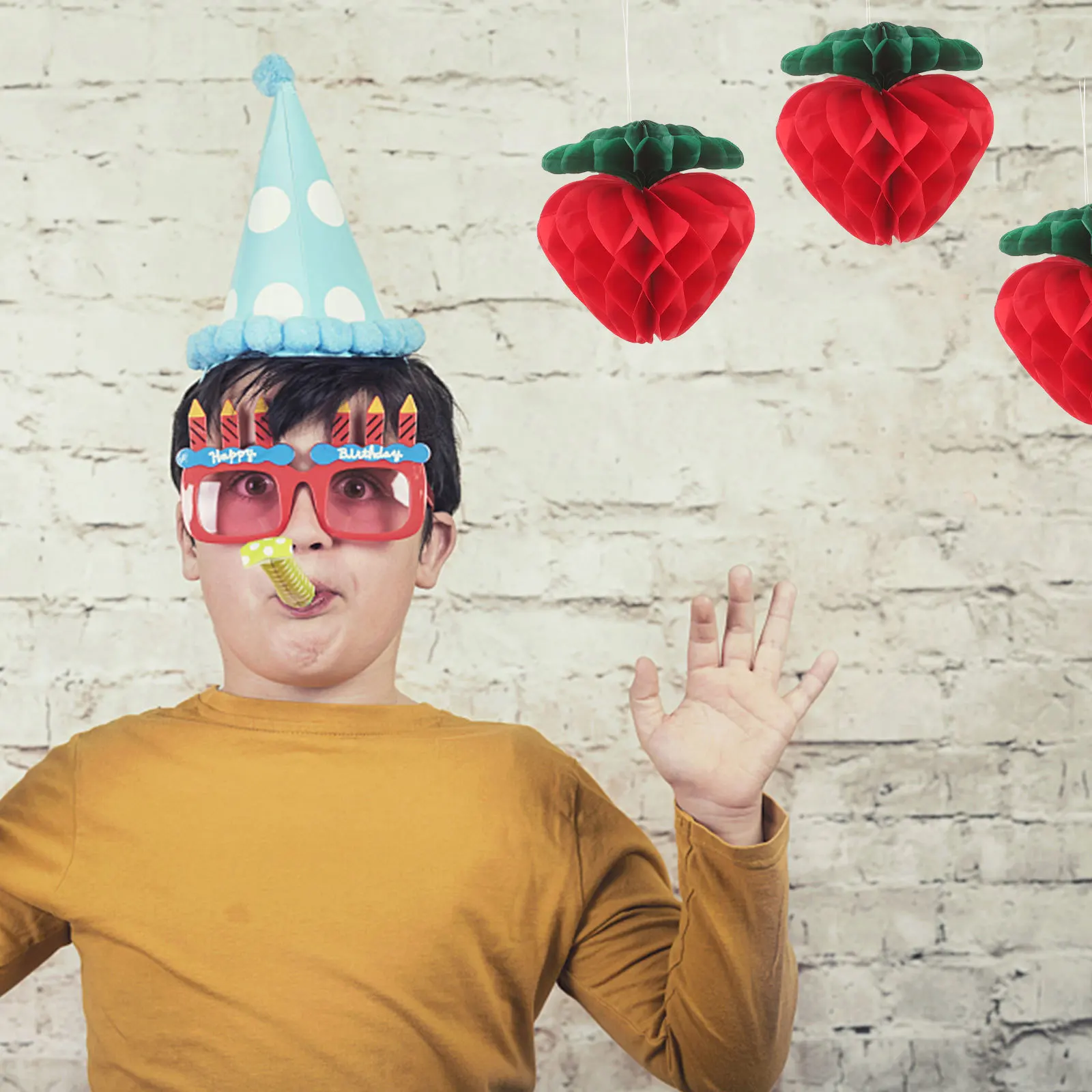 

10Pcs Paper Strawberry Honeycomb Ball Bright Decorative Hangings for Birthday Party Wedding Holiday Window Door Displays