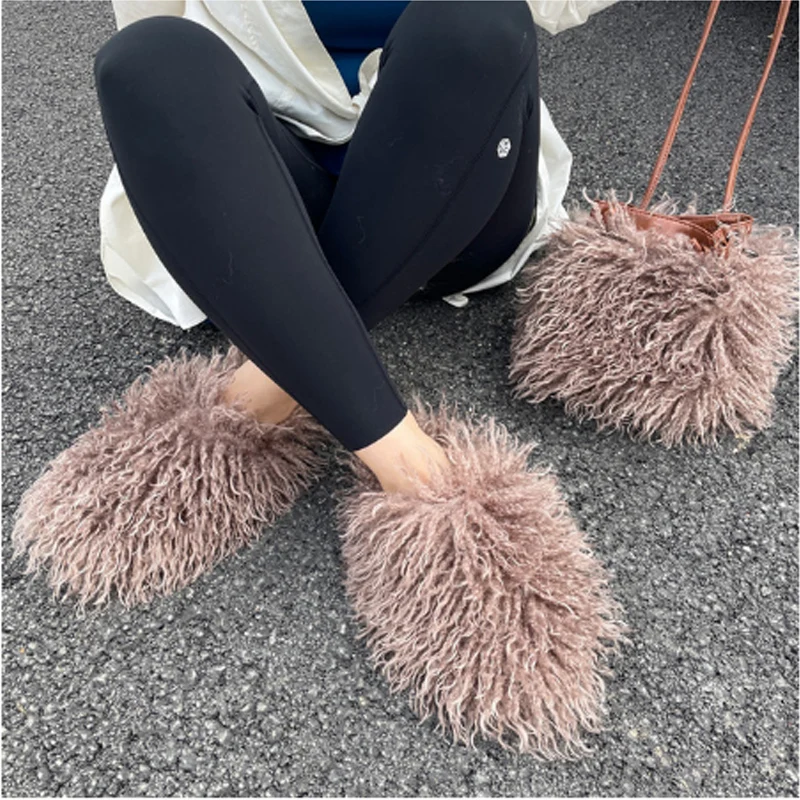 Winter Luxury Ladies Cute Fluffy Slippers Flat Mongolian Fur Slides And Purse Set For Women Fur Slippers Shoes Matching Handbag