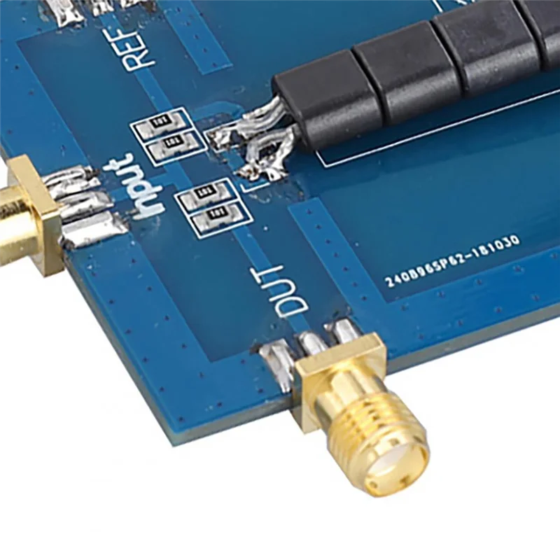 AT13 Wave Bridge Hoge prestaties, eenvoudig te gebruiken 0,1-3000 MHz RF SWR-reflectiebrug voor fabriek