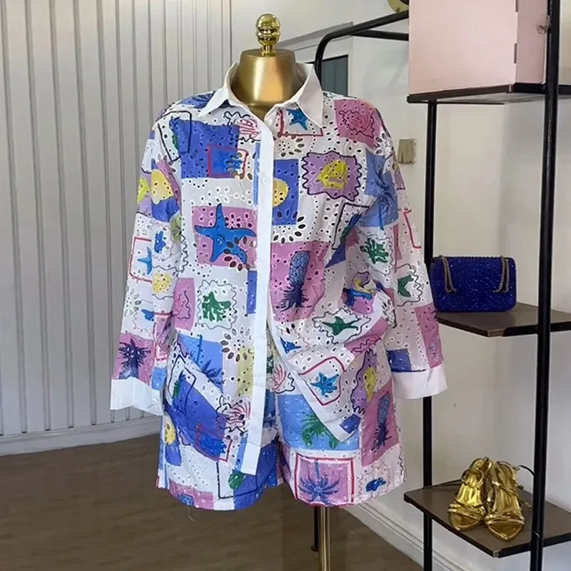 

Женская одежда, новинка лета 2025 года, модная рубашка с отложным воротником и длинными рукавами с принтом, шорты, повседневный комплект