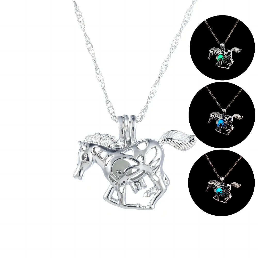 Europe and the United States hot-selling hollow luminous necklace pendant accessories, will shine horse Halloween jewelry collar