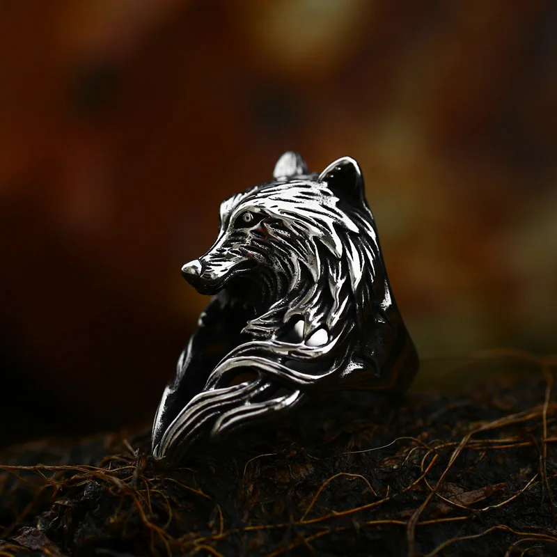 Steel Soldier  Wholesale Mens StainlessSteel Antique Punk Crystal Animal Design Big Wolf Head Ring