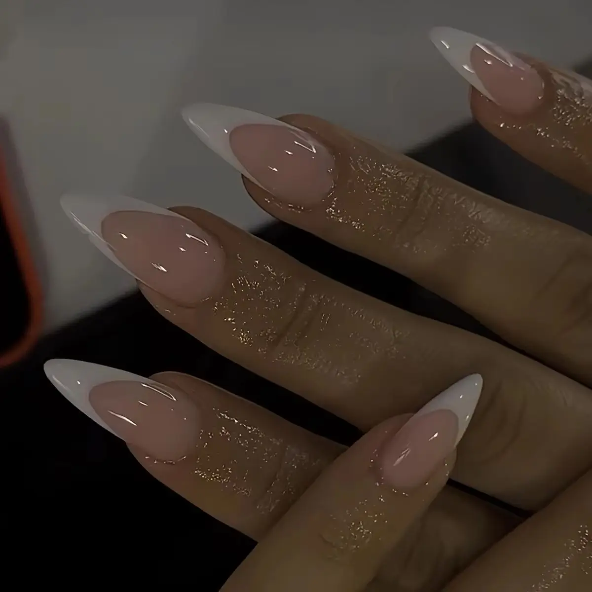 

24Pcs Simple White Fake Nail Tips French Sweet Nude Color Almond Nail Art with Acrylic Fashion Detachable Manicure Nail Stickers