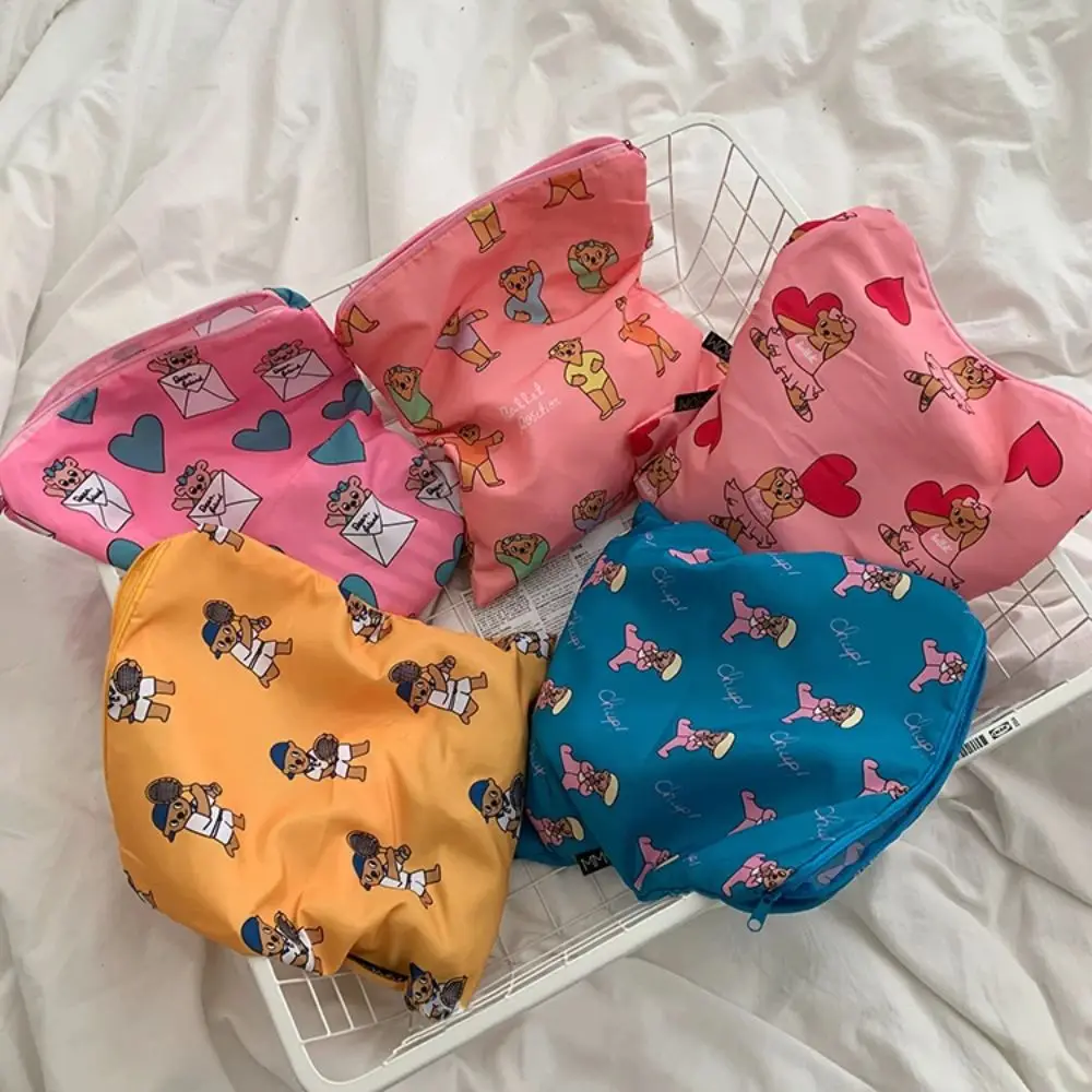 Fashion Kawaii Makeup Bag Large Capacity Bear Pattern Cosmetic Pouch Portable Cartoon Toiletry Bag