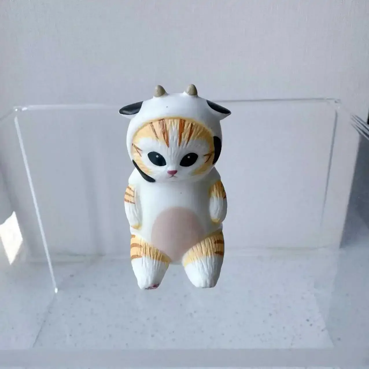 Bulk ACTION FIGUUR Speelgoed Leuke Katten Serie Gacha Speelgoed Haai Stijl Creatieve Figuur Model Ornamenten Nieuw