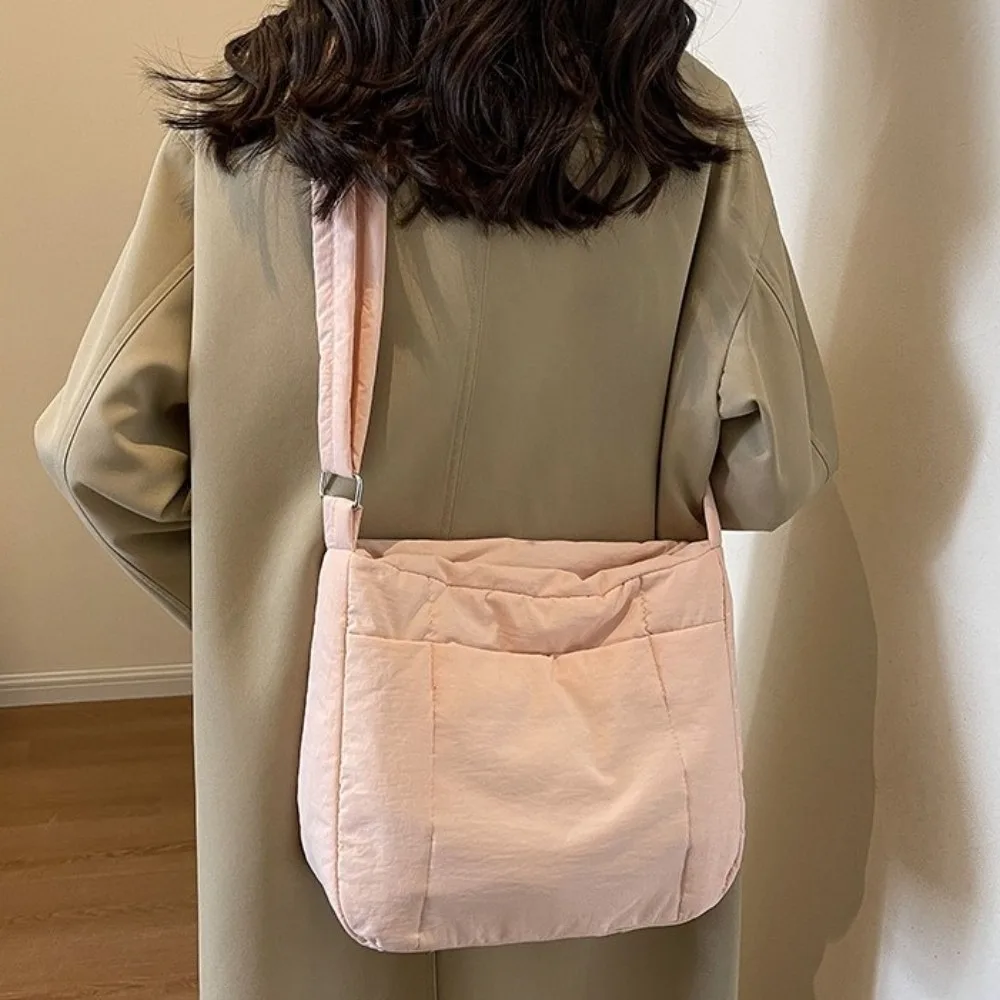 

Quilted Down Cotton Shoulder Bag Korean Style Solid Color Cotton-padded Crossbody Bag Lightweight Space Cotton Puffy Bag