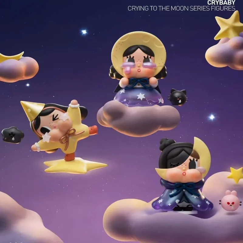 تماثيل صندوق أعمى من سلسلة POPMART CRYBABY's The Wandering Moon مع موضوع مساحة ألعاب عيد الميلاد المفاجئة ذات الطابع الفضائي