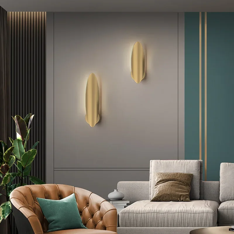 Bedroom wall lamp - simple, modern and distinctive. Entrance hall, living room - background walls feature Nordic-style lamps.