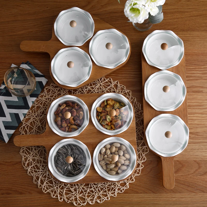 Ceramic candy box, dried fruit and nut fruit plate, bamboo and wood frame, glass cover, afternoon tea snack plate