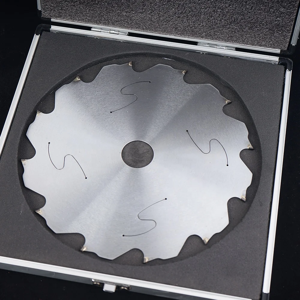 235x2.8x25.4x12T Premium PCD Tipped Saw Blade Applied to Fiber Cement Fireproof Board and Calcium Silicate