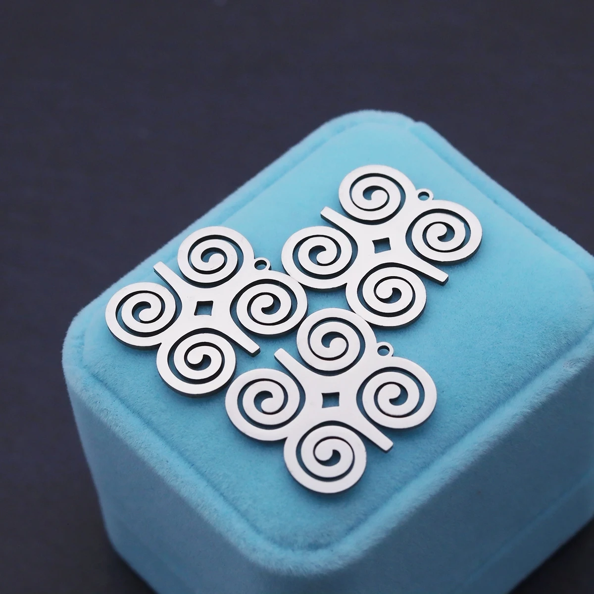 3 قطع DIY دوامة سحر الفولاذ المقاوم للصدأ العصرية هندسية رون قلادة لصنع المجوهرات الأقراط قلادة اليدوية الحرفية المورد