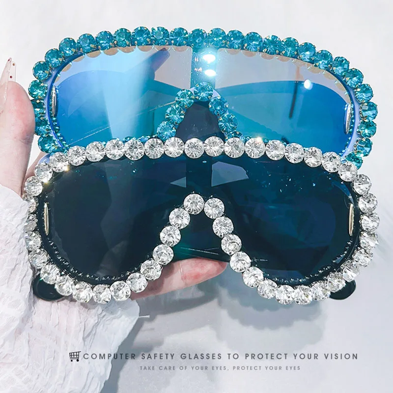 

Fashion Rhinestone Square Sunglasses Women Oversize Diamond Sun Glasses Female Vintage Goggles Ladies Gradient Glasses