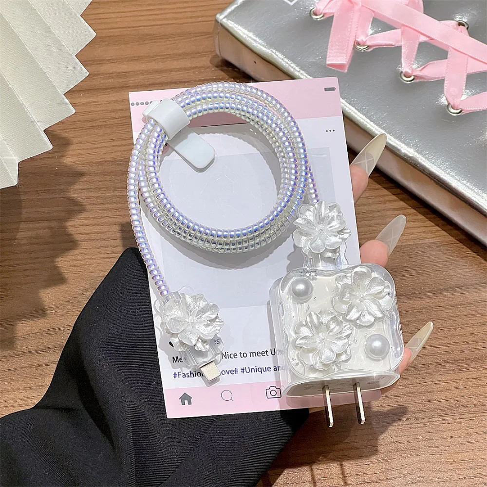 Pearl Butterfly Charger Case For iPhone 17 16 18W 20W US Fast Charging Head Cover Protective Cable Organizer Power Adapter