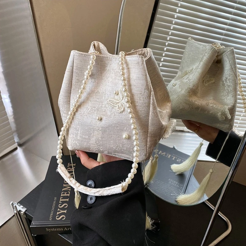 

New Women's Shoulder Bag Fashionable High Quality Ethnic Style Handheld Pearl Bag Solid Color Casual Girl Crossbody Bucket Bag