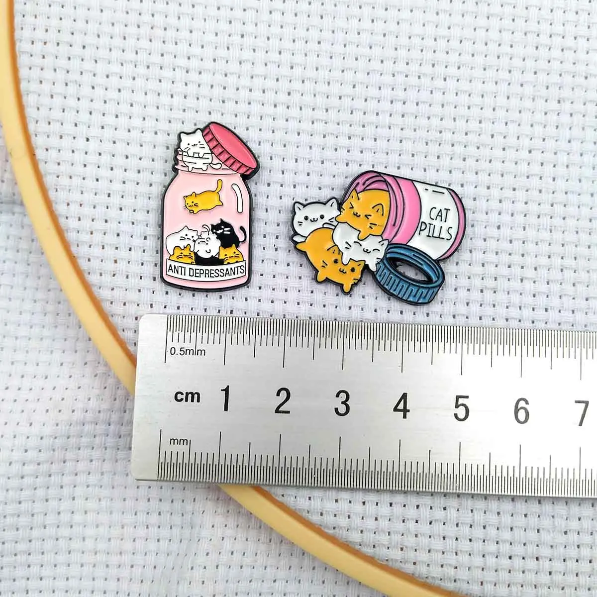 Needle Keeper Magnet Puppy Dogs Needle Minder Cute Magnetic Needle Keeper Finder Sewing Needles Holder Cross Stitch Embroidery
