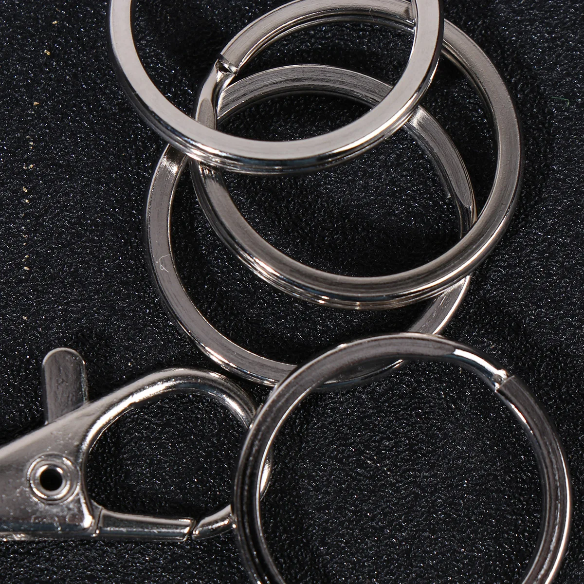 

60 Pcs Dog Key Ring Creative Keychain DIY Keyring Buckles Rings Metal Wristband
