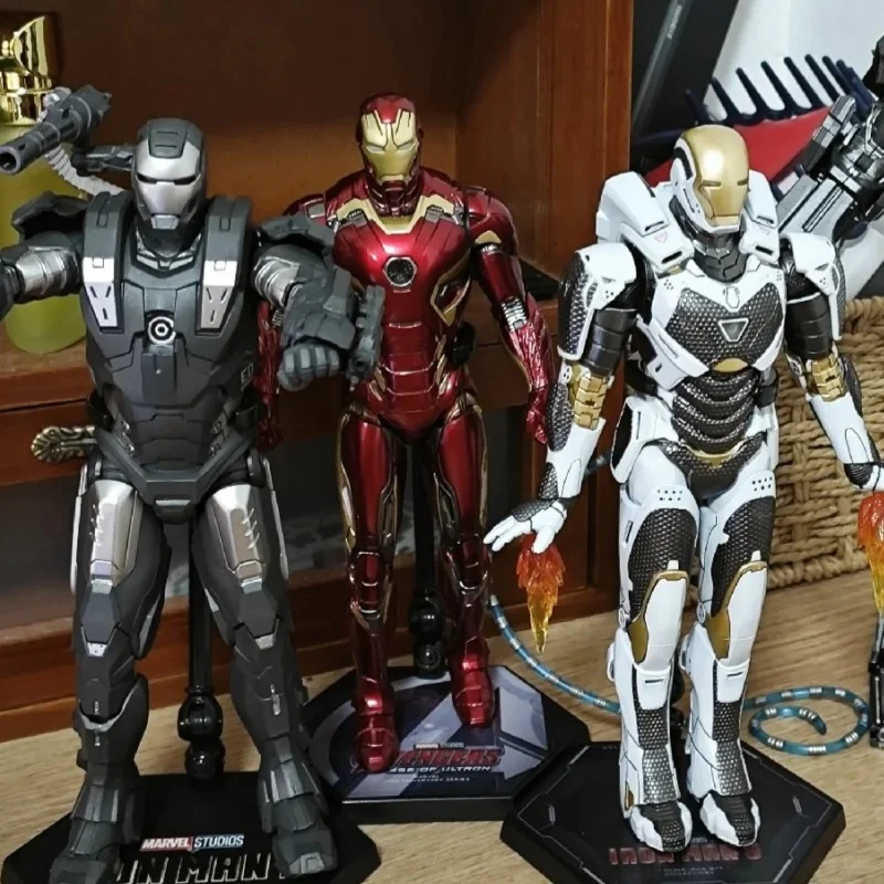 

Marvel Avengers: Iron Man 10th Anniversary Night Light Splicing Ganaku Series Toy Accessories gift Collected Character Models