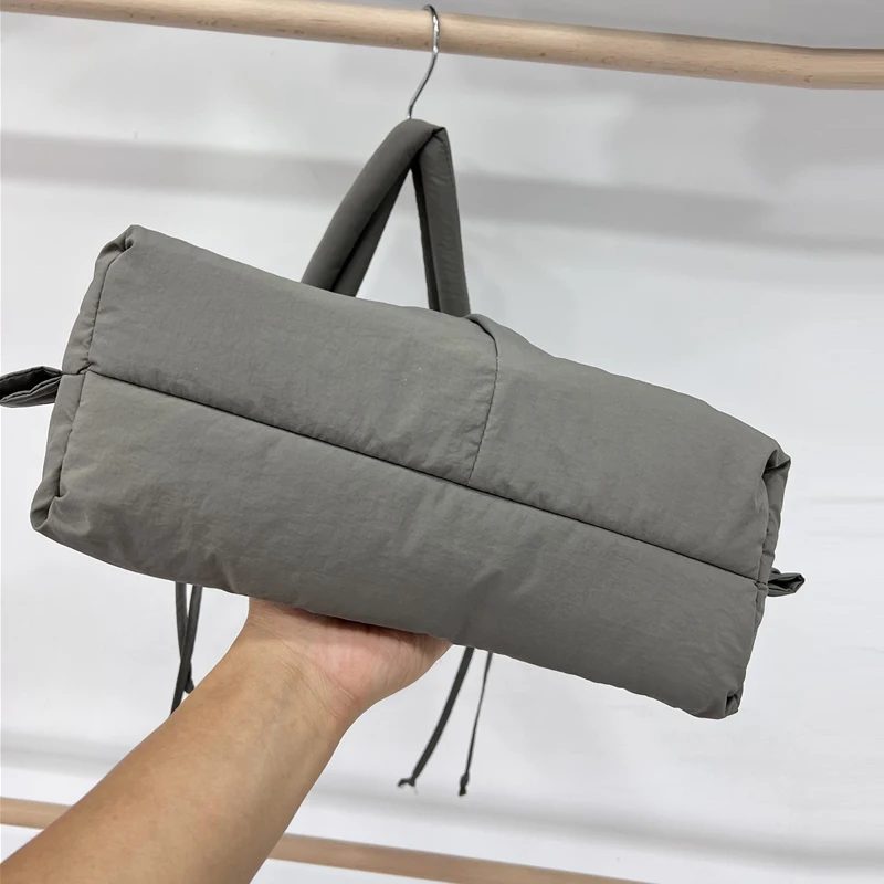 Korean Casual Puffer Bags For Women Luxury Designer Handbag Purses 2023 New In Polyester Large Capacity Cloth Backpacks Shoulder