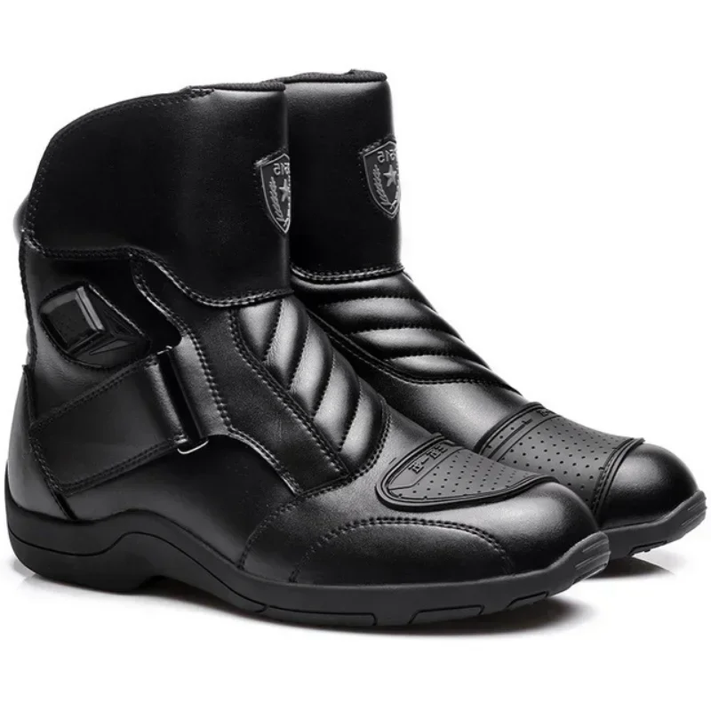 

Leather Motorcycle Boots Waterproof Motorcyclist Boots Men Vintage Riding Ankle Boots Racing Street Moto Motocross Equipment