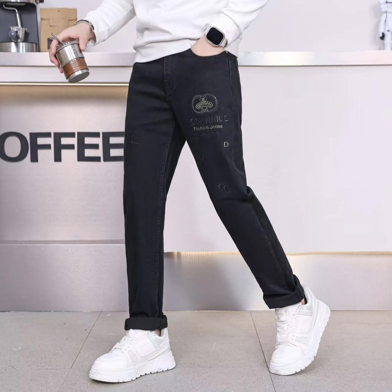 

Elegant Slim Fit Straight Leg Denim Jeans Men's Fashionable Embroidered High Elasticity Autumn Winter New Arrival Chinese Brand