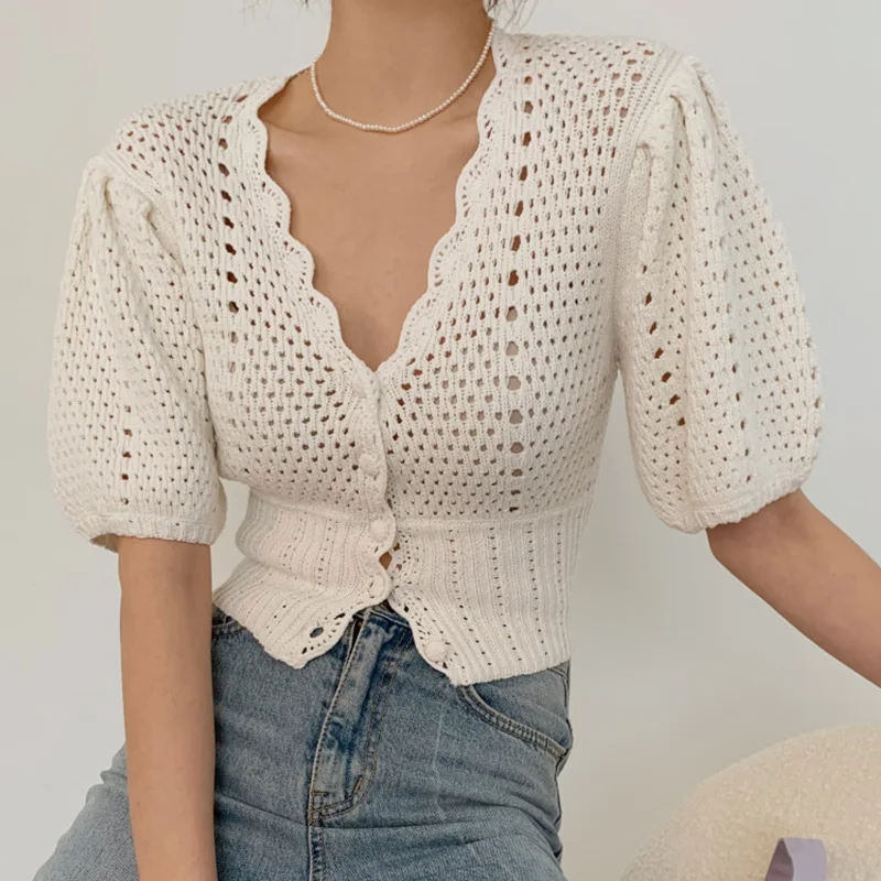 

Korean style Chic Gentle Temperament V-neck T-shirt Single-breasted High-waisted Short Puff-sleeved Hollow Sweater Top For Women