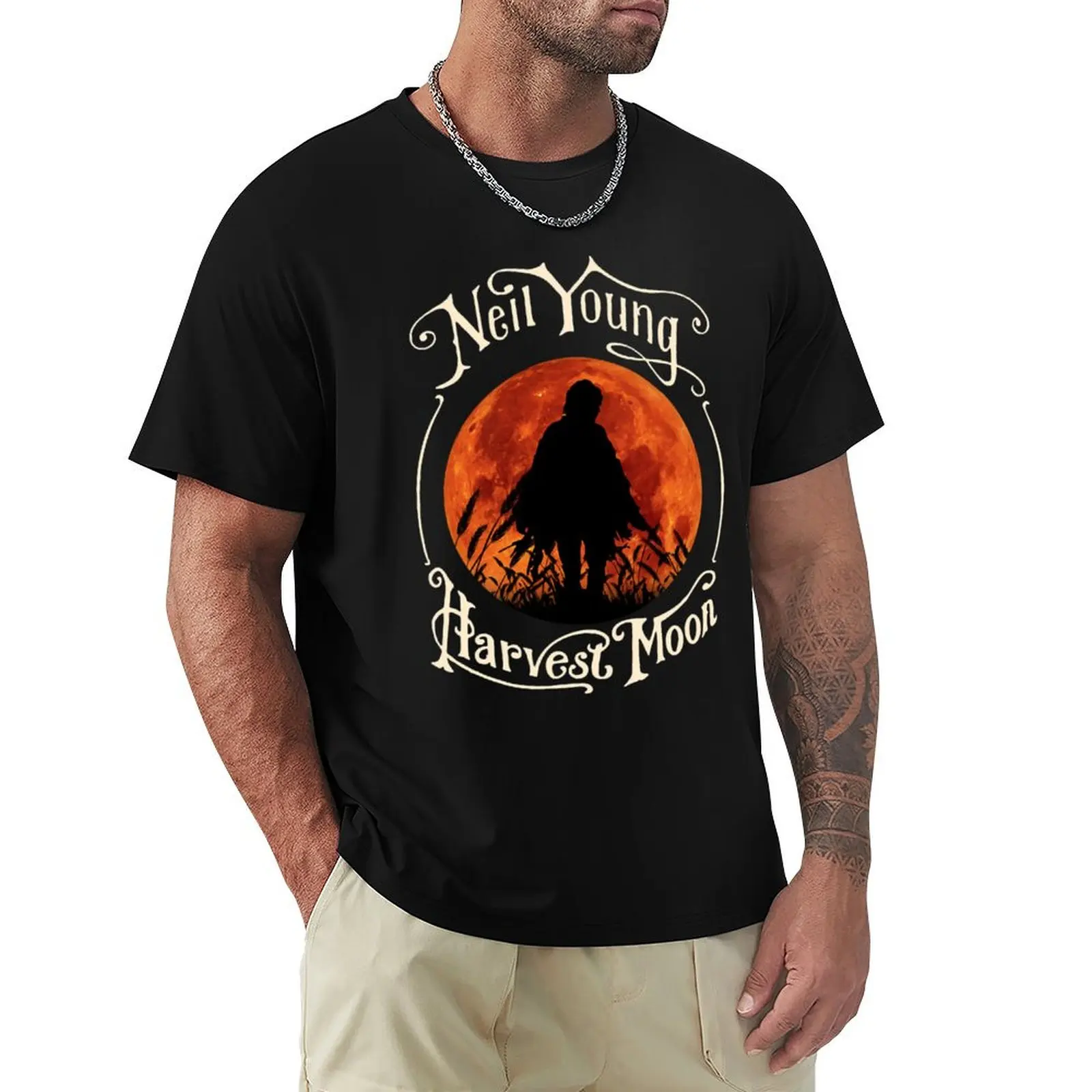 Vintage Rock Retro Harvest Moon In Night Gift Hallowen T-Shirt Big and Tall Solid Color T-Shirt