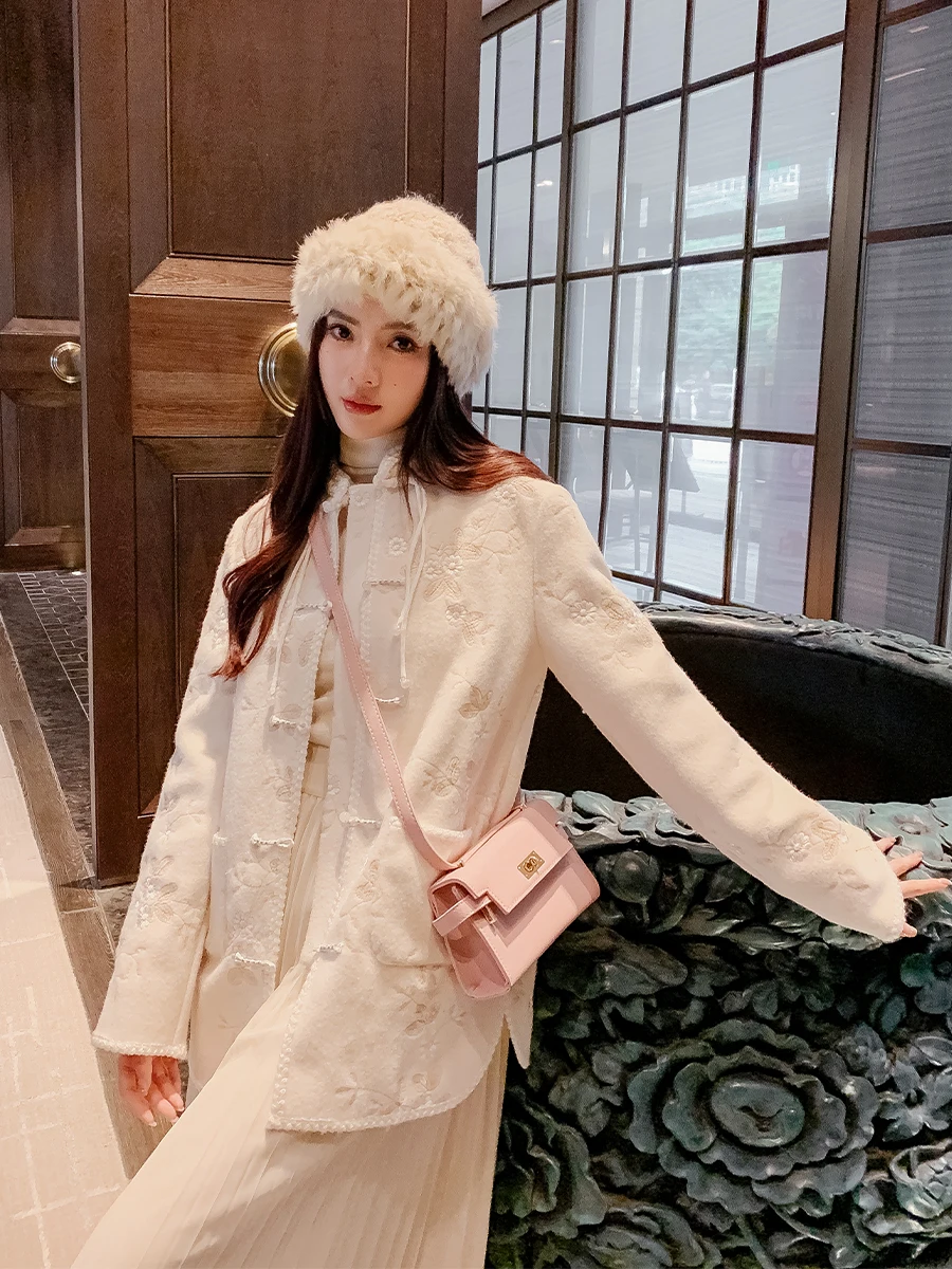 

Новая женская хлопковая куртка-фэнганга в китайском стиле, традиционная этническая одежда, оригинальный дизайн, на пуговицах, маленький хлопковый пиджак