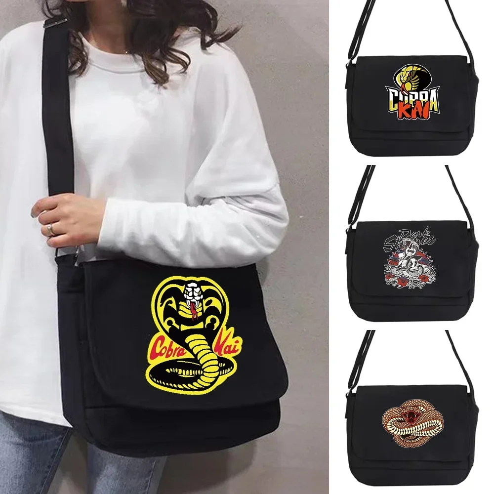 2023 Women Crossbody Bags Canvas Shoulder Bag Student Style Casual Wild Messenger Packet Cobra Print Satchels Travel Organizer