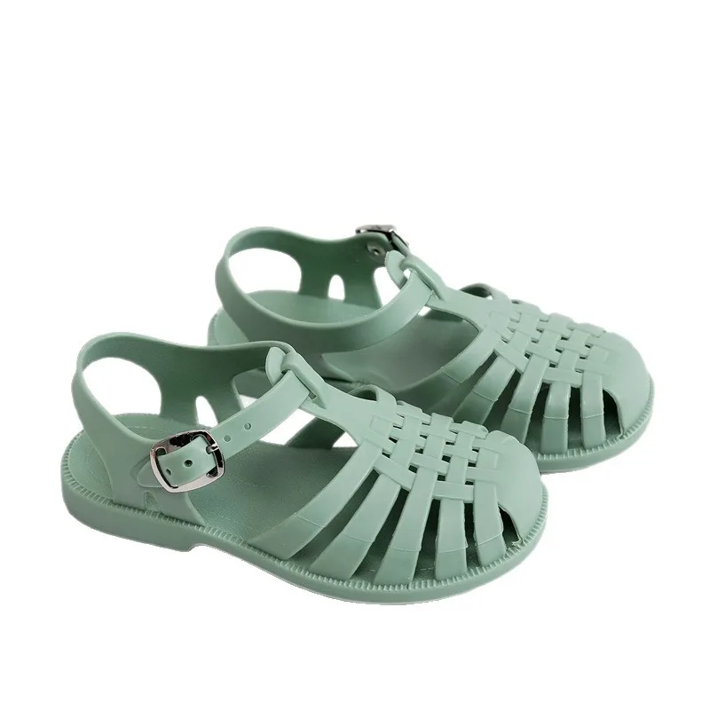Spring and summer Roman sandals, flat bottomed soft jelly shoes, toe caps for boys and girls, woven straps, beach shoes for chil